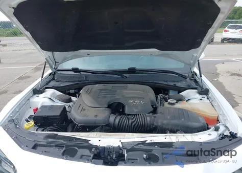 2018 Chrysler 300 S z USA, uszkodzony, nr VIN 2C3CCAGG2JH151758